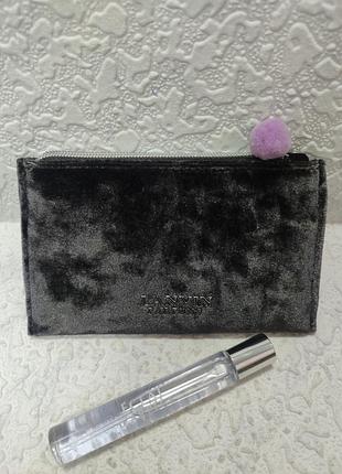 Косметичка от бренда lanvin, которая входит в набор с парфюмированной водой eclat d'arpege. 7.5мл