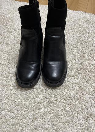 Ботінки осінь