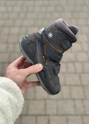 Черевики lowa