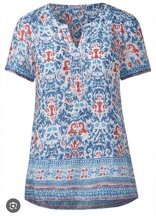 Стильная легкая блуза вышита бисером