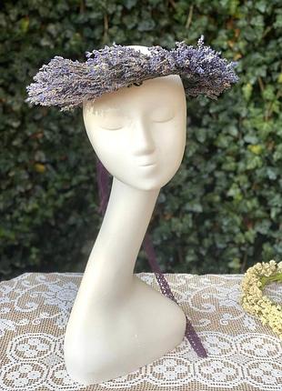 Віночок на голову з квітів лаванди