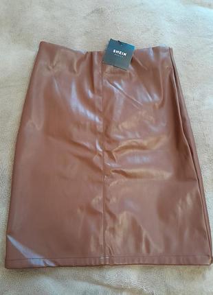 Юбка екокожа s коричневая shein