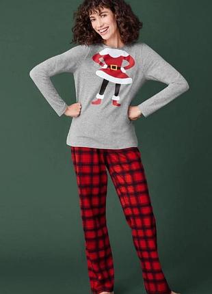 Піжама новорічна есмара є різні розміри та принти