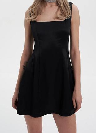 Платье мини xs черного цвета