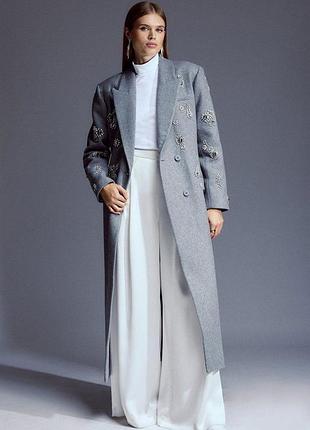 Karen millen  пальто максі з прикрасами строгим кроєм