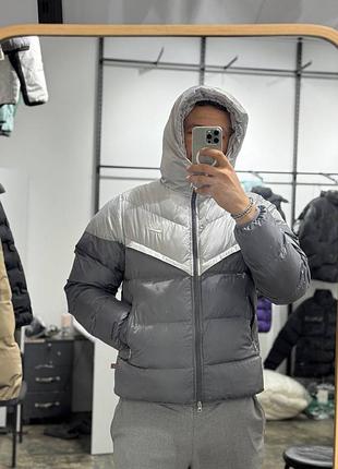 Пуховик nike storm-fit бежевий
