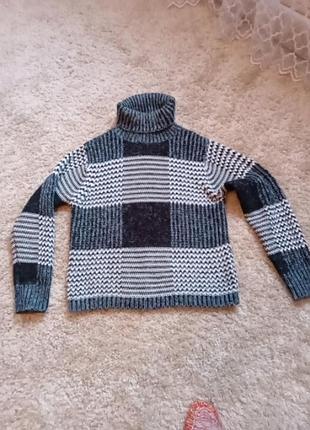 Свитер полушерстяной