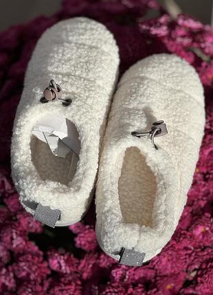 Теплі домашні капці на штучному хутрі тедді