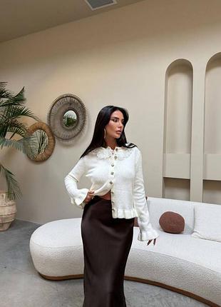 Елегантний кардиган на гудзиках