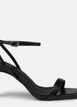 Жіночі босоніжки missguided на невеликому каблуку