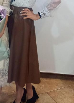 Юбка-миди кожаная