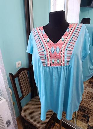 Футболка 🥰🥰🥰