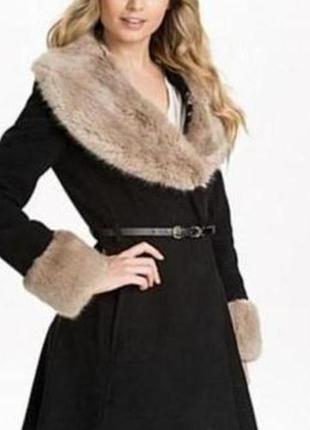 Пальто женское с мехом черное