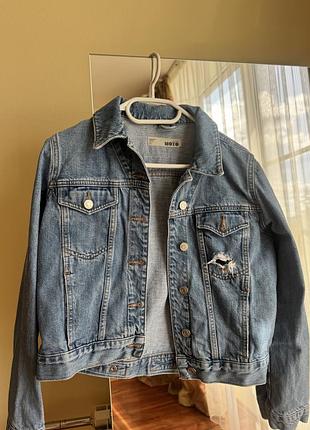 Джинсова куртка