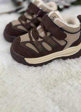 Зимові черевики на хлопчика