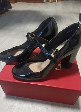 Туфлі жіночі new look 37р