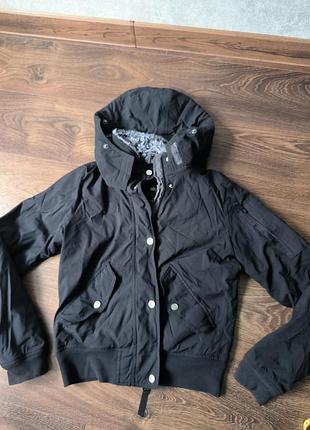 Куртка черная hollister
