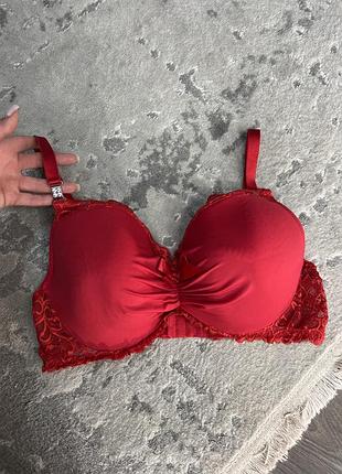 Бюст з бантиком