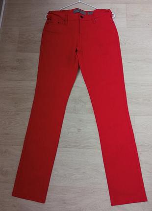 Красные женские джинсы, размер м