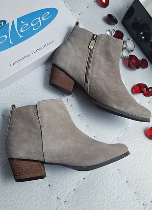 Aqua college оригінал бежеві замшеві водостійкі черевики на невеликих підборах