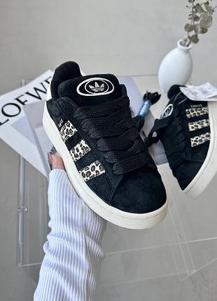 Кросівки жіночі adidas