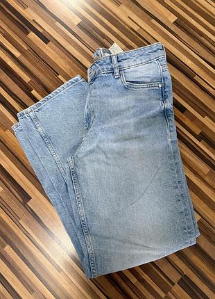 Джинси zara з асиметричною застібкою