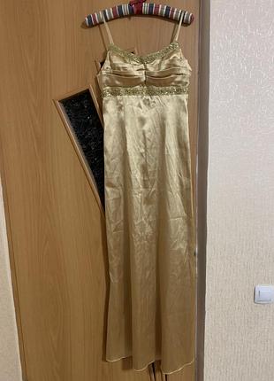 Шикарное нарядное платье в пол