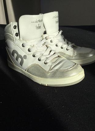 Кросівки mistral унісекс білі 36 розмір італія