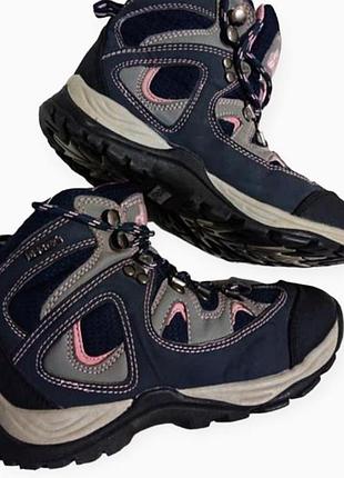 Детские трекинговые термоботинки .del tex .