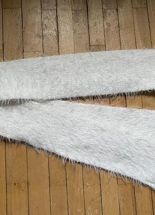 Пухнастий білий шарфик h&m