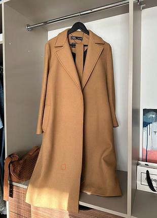 Пальто от zara, премиум коллекция manteco. карамельного цвета