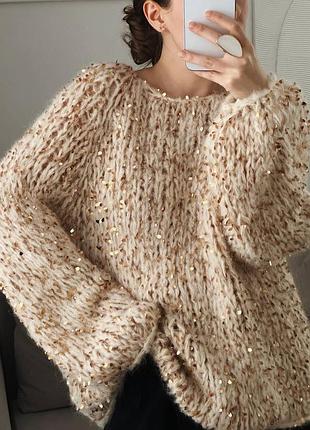 Об’ємний светр оверсайз