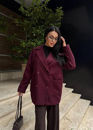 Двубортное кашемировое оверсайз пальто на пуговицах с карманами