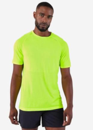 Неонова спортивна футболка ,сliinique