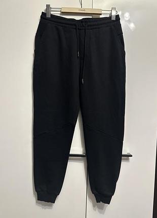 Спортивні штани чорні