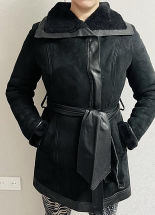 Натуральна жіноча дублянка. гарний стан.