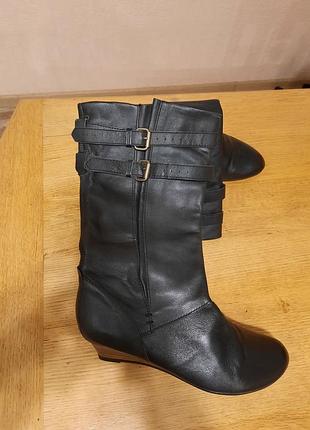 Женские сапоги
