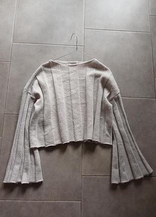 Стильний м'який светр