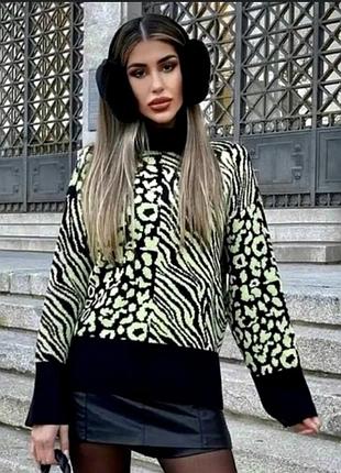 Теплий светр з горлом zara