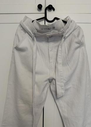 Нові білі джинси розміру 38 розміру