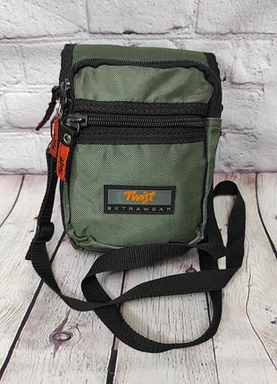 Наплечная вместительная сумочка в стиле "military". туречева.