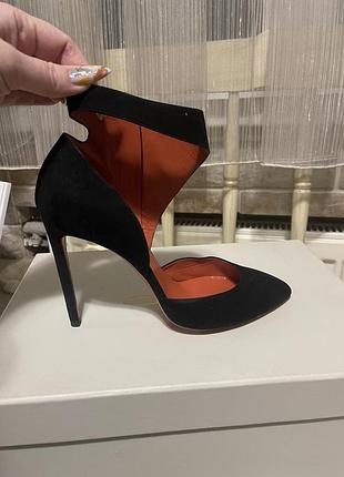 Неймовірні туфлі від santoni