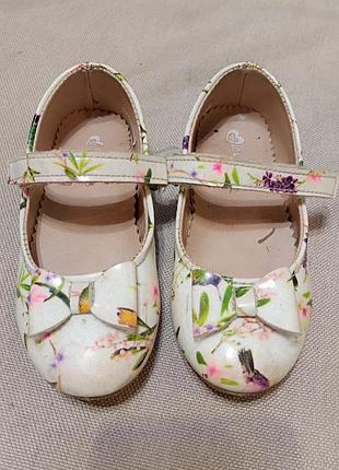 Туфли для девочки