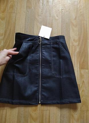 Женская кожаная юбка с молнией