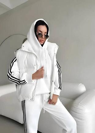 Жіночий костюм трійка, жилетка+штани+худі білий з чорними полосами