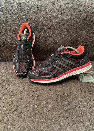 Орегінальні кросівки adidas