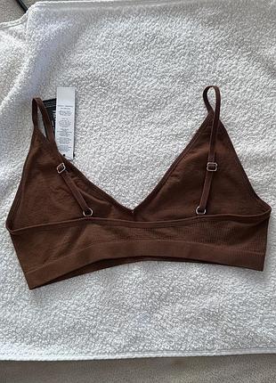 Топ спортивний повсякденний prettylittlething