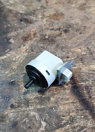 Пресостат (датчик уровня воды) aks 41042893 для стиральной машины candy, hoover