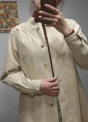 Винтажное бежевое пальто