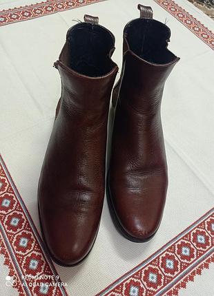 Черевики жіночі шкіряні zara